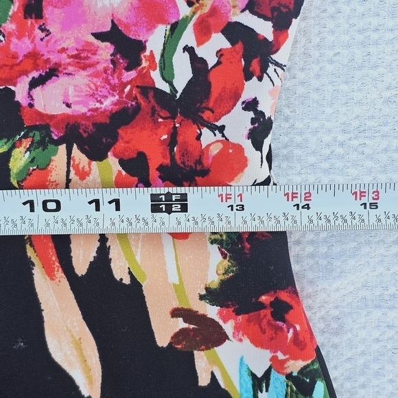 Venus Floral Midi Dress Multicolor size small - Picture 6 of 11